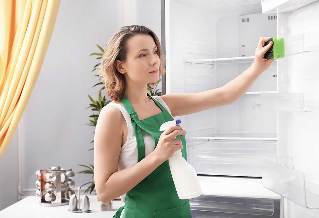 How to clean Refrigerator with simple tips
